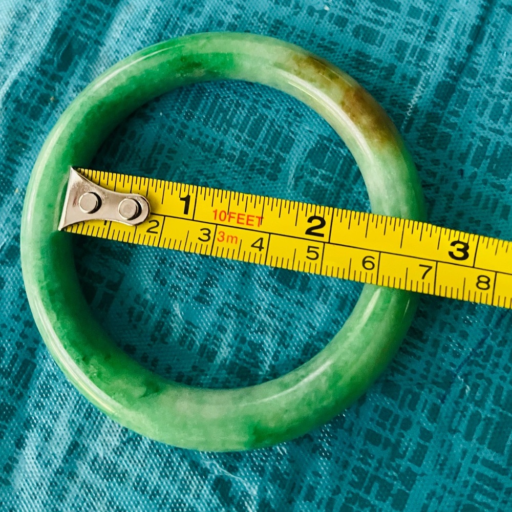 Beautiful Jade bangle